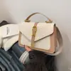Bolsa de ombro e transversal versátil de alta costura transfronteiriça para o verão de 2026, a popular e estilosa bolsa quadrada pequena deste ano