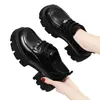 Zapatos Pequeños de Cuero con Suela Gruesa Estilo Británico para Mujer 2026 Nuevo Otoño Estilo Universitario Zapatos de Cordones Individuales Mocasines Versátiles Adelgazantes