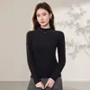 Camiseta básica feminina com forro de fleece espesso para outono e inverno, top quente que pode ser usado como camada interna ou sozinho, com toque de alta qualidade, camiseta versátil de gola redonda e manga longa