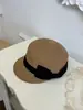 Taizhou Wenling Sombrero de Paja Nuevo de Verano para Mujer con Lazo para el Sol y Protección Solar Sombrero de Sol de Lengua de Pato para Playa y Costa Gama Alta