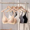 Sujetador Sexy de Encaje Francés Ligero de Verano con Copas Triangulares y Espalda Descubierta en Forma de U para Mujer sin Aros Transpirable para Pecho Pequeño