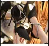 Elegantes tacones altos para mujer, nueva colección primavera/otoño 2023, estilo francés, delicados tacones de aguja con tiras cruzadas, punta fina