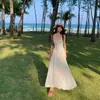 Vestido Branco Estilo Francês para Chá da Tarde, Decote V, Floral, Alças Finas, para Mulheres, Verão, Doce e Elegante, Acinturado, Longo
