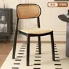 Silla de comedor doméstica simple, engrosada, ocio, taburete de plástico apilable, nuevo modelo para exteriores, silla de comedor con respaldo de mimbre sintético