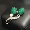 Elegante Estilo Vintage de Joyería de Alta Gama Broche Tulipán Bicolor Azul y Rojo Accesorio Broche Flor de Perla de Lujo Ligero de Alta Gama