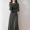 Vestido Largo Elegante de Cuello Redondo, Estilo Nuevo Primavera y Otoño para Mujer, Ceñido a la Cintura, Adelgazante, a la Moda, con Cordón, Plisado, Combinado con Abrigo