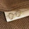 Pendientes de Oro Café Huecos Trenzados Retorcidos Estilo Francés Lujo Ligero Retro de Gama Alta para Mujer, Accesorios de Oreja Versátiles Únicos y Simples