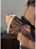 2026 Amazon Transfronterizo OZON Nuevo Cárdigan Camisa Casual Holgado de Hombros Caídos con Retazos de Encaje Rayado para Mujer