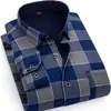 Camisas Cálidas Genuinas al por Mayor para Hombres de Mediana Edad en Otoño e Invierno, Ropa de Papá Holgada y sin Planchar, Camisas de Terciopelo Engrosadas de una Sola Pieza