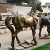 Escultura de plástico reforzado con fibra de vidrio, escultura de caballo, busto de caballo, escultura de caballo geométrico, parque cuadrado, piso de ventas, decoración interior