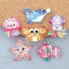 Charms para Zapatos de Cangrejo Estrella de Mar DIY Caballito de Mar Delfín Pinzas de Garra con Forma de Agujero Accesorios para el Cabello Pasador Kit de Materiales DIY Accesorios de Resina Venta al por Mayor