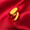 Puesto de joyería chapada en oro al por mayor, aretes anchos de madre brillante retro de imitación de oro chapado en arena, suministro de transmisión en vivo.