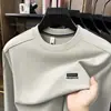 Sudaderas de cuello redondo y manga larga para otoño e invierno, camisetas de moda y tendencia, capas base para hombre, tops versátiles, venta directa de fábrica, en stock
