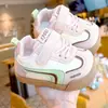 Zapatos para niños pequeños, nuevos modelos de primavera y otoño, zapatos para bebés principiantes para niños de 2 a 3 años, suela blanda, antideslizantes, transpirables