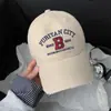 Boné de Baseball Tendência Retro Desgastado Estilo Coreano para Mulheres com Bordado de Letra, Chapéu Desgastado de Topo Macio Que Faz o Rosto Parecer Menor, Boné de Bico