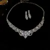 Conjunto de Brincos Quadrados Cravejados de Diamante e Colar de Duas Peças, Fashion, Leve, Colar Luxuoso e de Alta Qualidade, Conjunto de Joias Elegante e Versátil
