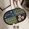 Tapete Moderno Estilo Simples para Porta de Banheiro e Vaso Sanitário, Lama de Diatomáceas, Absorvente de Água, Secagem Rápida, Antiderrapante, Tapete para Pés de Entrada de Casa