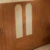 Guarda-roupa Laqueado Estilo Vintage Bowiea para Uso Doméstico, Gabinete Combinado para Quarto de Apartamento Pequeno, Guarda-roupa com Porta de Rattan Personalizado
