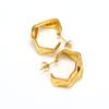 Pendientes de estilo francés con diseño irregular sencillo y estilo frío para mujer, nuevos pendientes Tide de acero de titanio y oro de 18 quilates.