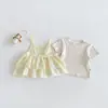 Conjunto de Duas Peças Casual Bebê Dianxi Listrado com Laço e Suspensório Shorts Jeans de Verão com Babado