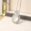 Colgante de Calcedonia Verde Transparente por Hielo Huevo de Paloma Luz Lujo Nuevo Estilo Chino Nicho Exquisito Versátil Collar Cadena para Clavícula