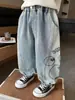 1391 Calças Jeans de Primavera para Meninos Estilo Coreano Calças Curvas Estilosas Novas Calças de Primavera e Outono Calças Retas de Perna Larga para Crianças