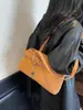 Bolso de Axila de Moda y Gama Alta para Mujer 2025 Otoño Nuevo Nicho Simple de Viaje Gran Capacidad Bolso Bandolera