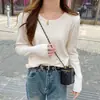 Camiseta térmica para mujer 2025 nuevo principios de otoño blanca de manga larga de punto fina de cuello redondo para usar en otoño e invierno