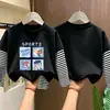 Camiseta de algodão puro de manga comprida para meninos, camiseta básica listrada casual da moda para crianças no início do outono, nova blusa infantil