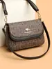 Bolsas Femininas Transfronteiriças Bolsa Transversal Versátil 2025 Nova Moda Estampada Grande Capacidade Multicamada Ombro Único Bolsa Pequena Tendência