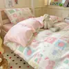 Juego de ropa de cama de tres piezas para cama individual de dormitorio estudiantil, 100% algodón, funda de edredón de dibujos animados, sábana plana y sábana bajera, nuevo modelo 2026