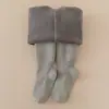 Medias de invierno para niñas, superventas transfronterizas, color sólido de algodón, engrosadas y cálidas, raya vertical, alta elasticidad, pantalones ajustados para niños pequeños y niños pequeños