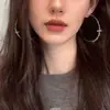 Pendientes de Aro con Cruz de Diamantes Brillantes Exagerados, Diseño de Nicho con un Toque de Alta Gama, Pendientes de Botón Que Hacen Que la Cara Se Vea Más Pequeña