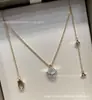 Collar Baojia de Ágata Negra Natural en Forma de Abanico Pequeño Versión de Alta Gama V-Gold con Chapado en Oro de 18 Quilates e Incrustaciones de Diamante, Cadena para Clavícula Finamente Tallada en CNC