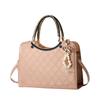 Bolso de mujer 2024 nueva textura boutique diamante portátil bandolera moda europea y americana gran capacidad bolso de hombro al por mayor