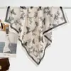 Lenço Grande 90cm Estampa de Bolinhas Grandes Preto e Branco Seda Sintética Lenço de Pescoço Grande Feminino Moda Primavera e Outono Lenço Xale de Seda Profissional