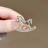 Lindo Broche de Pony Unicornio, Gama Alta, Lujo Ligero, Broche de Nicho para Mujer, Joyería de Pin de Año Zodiacal a la Moda