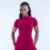 Conjunto de yoga para mujer transfronterizo, alta elasticidad, secado rápido, ajuste ceñido, ropa deportiva para fitness, conjunto de dos piezas de manga corta y shorts
