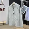 Nova Jaqueta de Lã Térmica Estilo Montanha para Outono e Inverno com Bordado de Letras e Fio Hualu, Gola Alta Esportiva