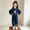 Conjunto de Moletom Dopamina e Calça para Meninas Coleção Primavera/Outono 2026 Estampa de Desenho Animado Blusa de Gola Redonda Conjunto de Calça Jogger