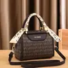 Bolsas para Mulheres 2026 Nova Bolsa de Mão de Grande Capacidade Moda Bolsa Boston Feminina de Ombro Transversal com Toque de Luxo para Mulheres