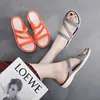 Chinelos Externos Molháveis para Mulheres 2024 Novos Sandálias de Verão Sola Macia Sapatos de Maternidade Estilo Coreano de Praia Sandálias de Praia para Mulheres