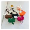 2024 Nova Bolsa Feminina de Feltro Moda Casual Elegante All-match Moda Bonita Bolsa de Ombro Elegante Bolsa Pequena de Axila