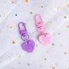 Color Caramelo Amor Metal Llavero Colgante Color Corazón airpods Colgante Joyería Simple para Bolsa