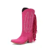 Otoño 2023 Botas de cuero bordadas de punta para mujer estilo europeo y americano botas con flecos tipo manga zapatos de tacón alto para mujer 40-48 botas de comercio exterior