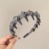 Faixa de Cabelo Ondulada Inspirada em Chanel para Mulheres com Coroa Alta, Faixa Antiderrapante Dentada, Acessório de Cabelo de Luxo de Alta Qualidade para Lavar o Rosto