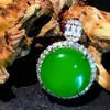 2025 Novo Pingente Pedra da Paz Verde Marca Redondo Não Importa Marca Campeão Mesmo Estilo Colar para Homens e Mulheres 8126