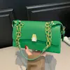 Bolsa de corrente de tendência transfronteiriça 2026 nova bolsa feminina de axila toque de alta qualidade fecho de trava bolsa de mão bolsa de ombro único transversal