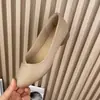 Sapatos femininos populares e versáteis de bico fino, novo modelo outono 2026, sapatos de trabalho confortáveis com sola macia, sapatos femininos baixos e planos