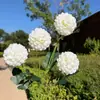 Crisantemo artificial de 4 cabezas, adecuado para decoración de bodas y del hogar, incluyendo arreglos para parterres, senderos y escaparates.